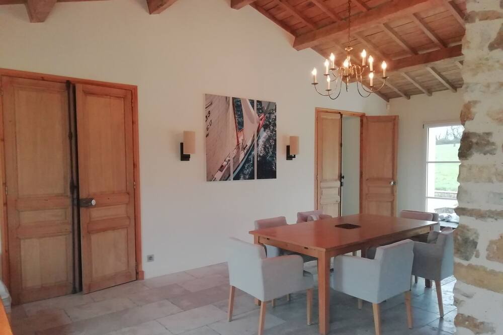 Photo of Kitchen in Talmont-Saint-Hilaire