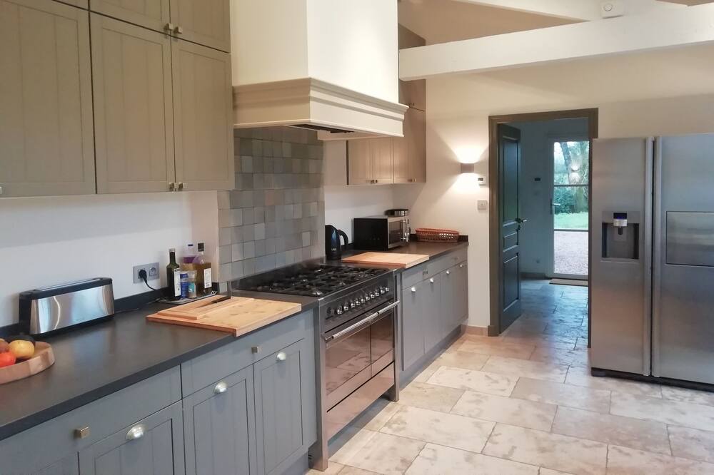 Photo of Kitchen in Talmont-Saint-Hilaire