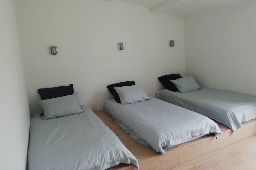 Photo of Bedroom in Talmont-Saint-Hilaire
