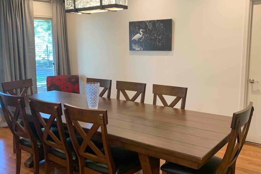 Photo of Bedroom in Mid City South
