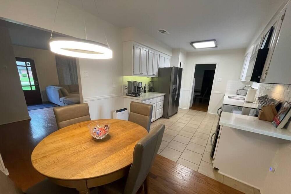 Photo of Bedroom in Mid City South