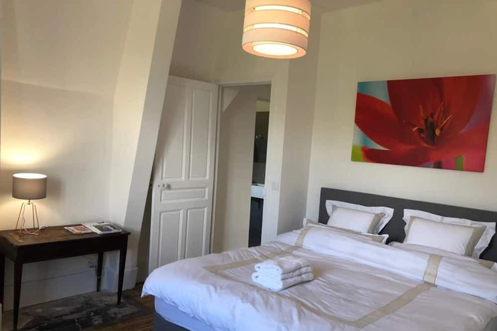 Photo of Bedroom in Saint-Jean-aux-Bois