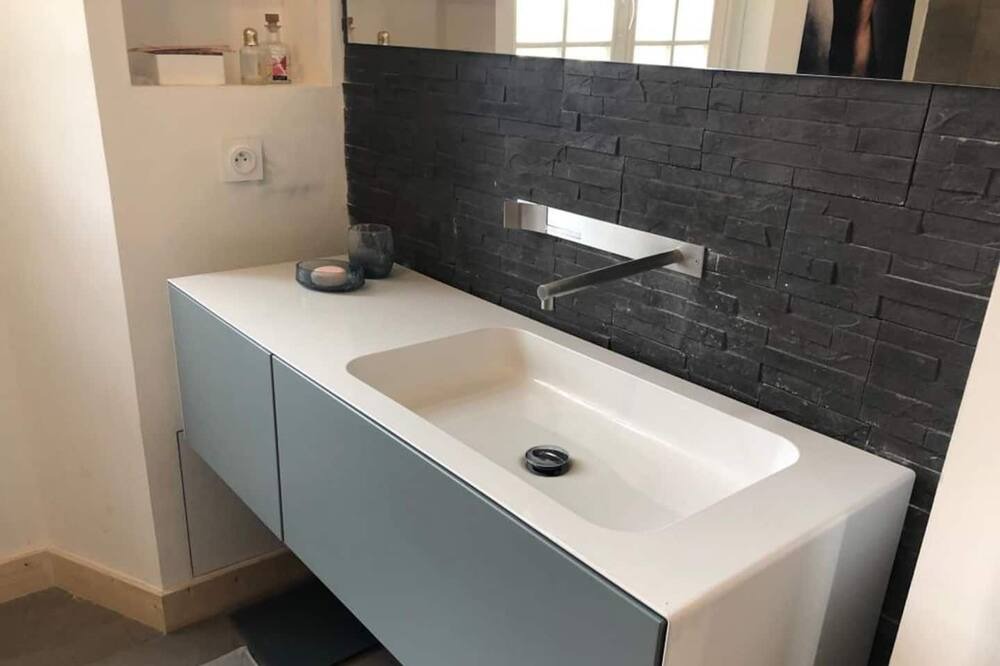 Photo of Bathroom in Saint-Jean-aux-Bois