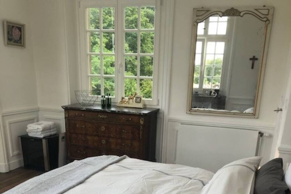 Photo of Bedroom in Saint-Jean-aux-Bois