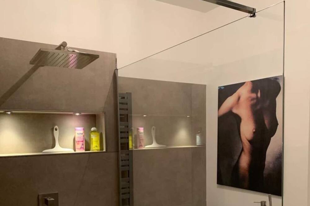 Photo of Bathroom in Saint-Jean-aux-Bois