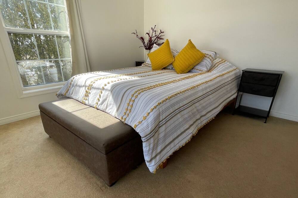 Photo of Bedroom in South Thomaston