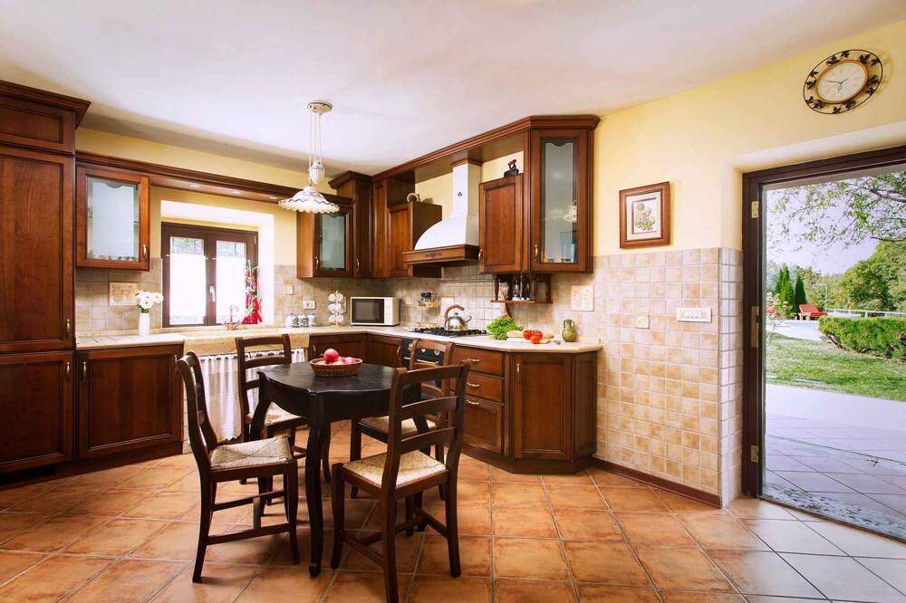Photo of Kitchen in Momjan