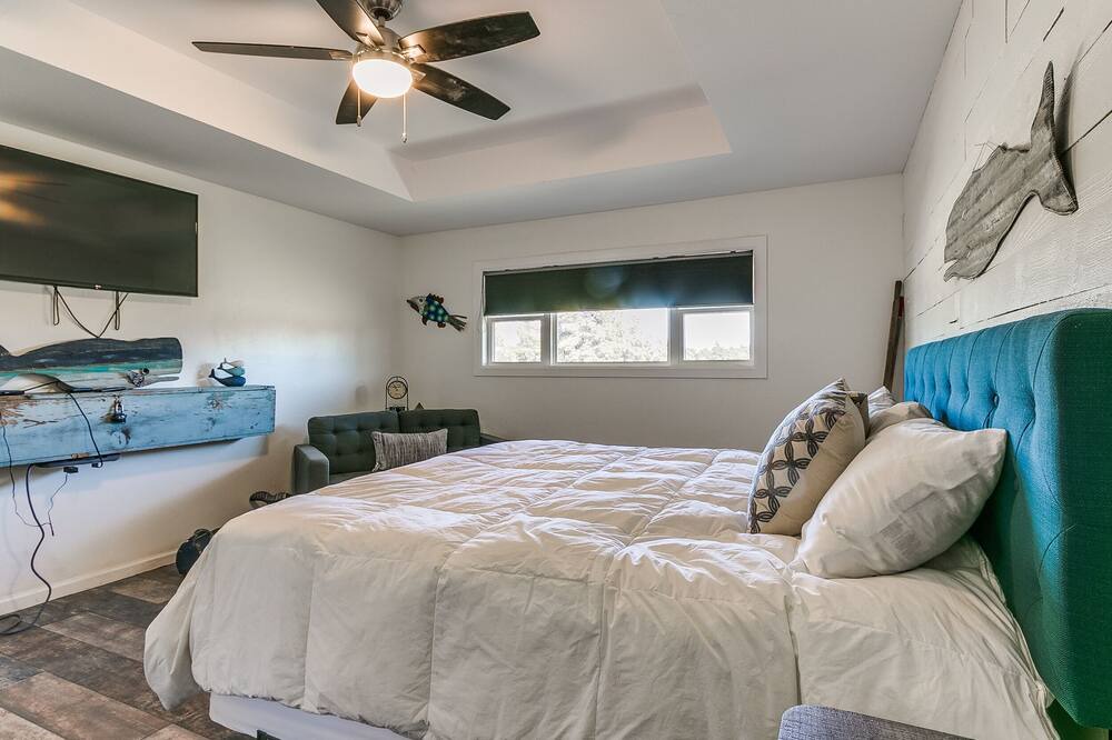 Photo of Bedroom in Cedar Valley