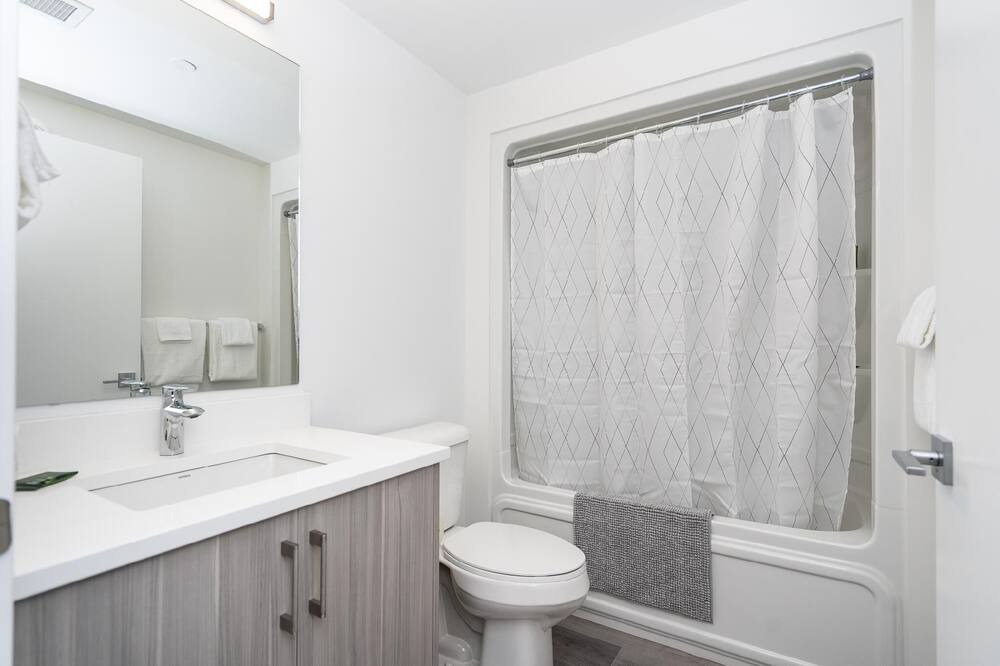 Photo of Bathroom in Fort Gary
