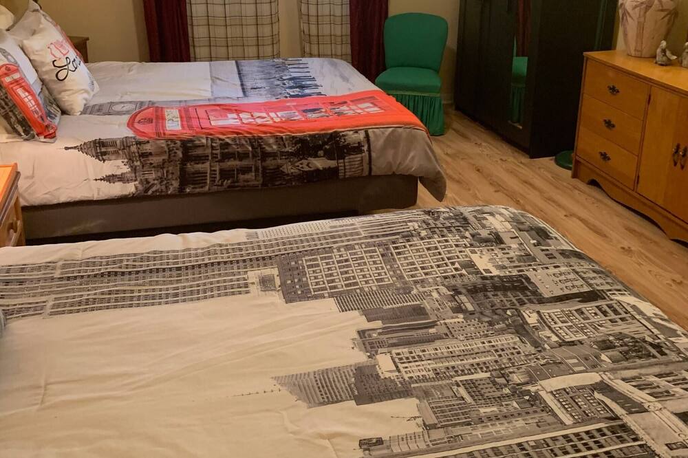 Photo of Bedroom in St-Adolphe-d'Howard