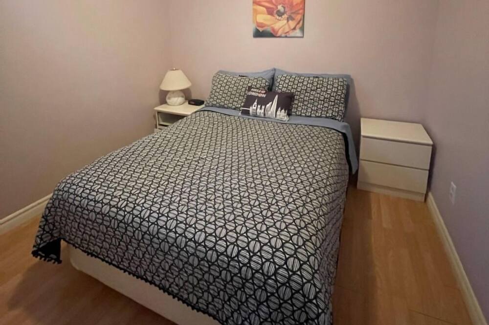 Photo of Bedroom in St-Adolphe-d'Howard