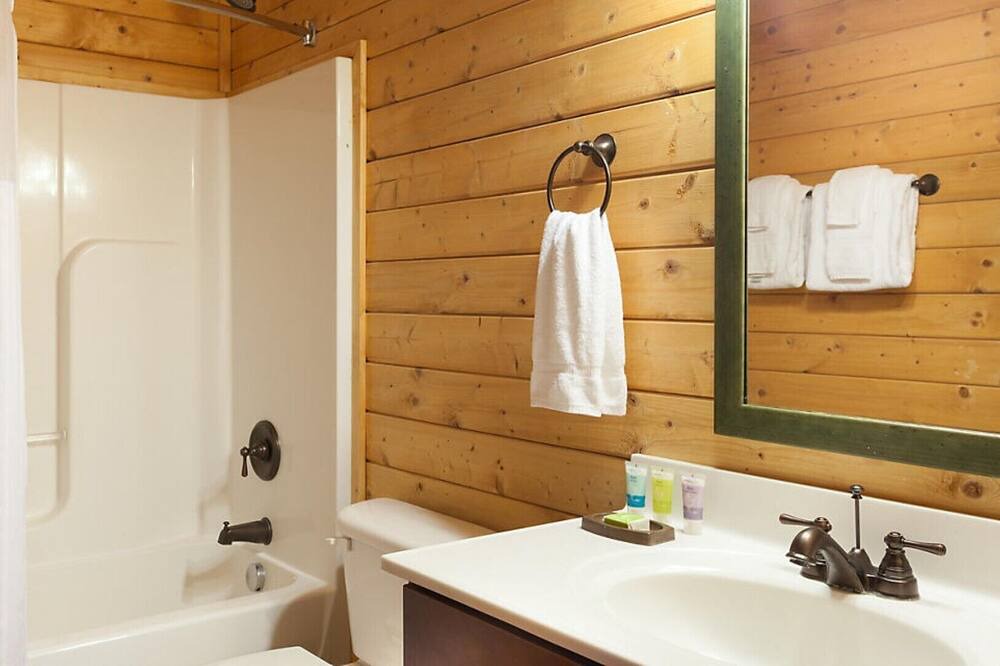 Photo of Bathroom in Gordonsville