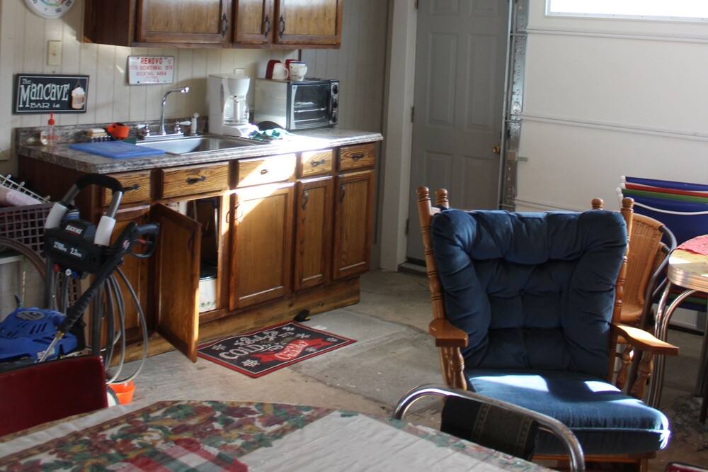 Photo of Livingroom in Renovo