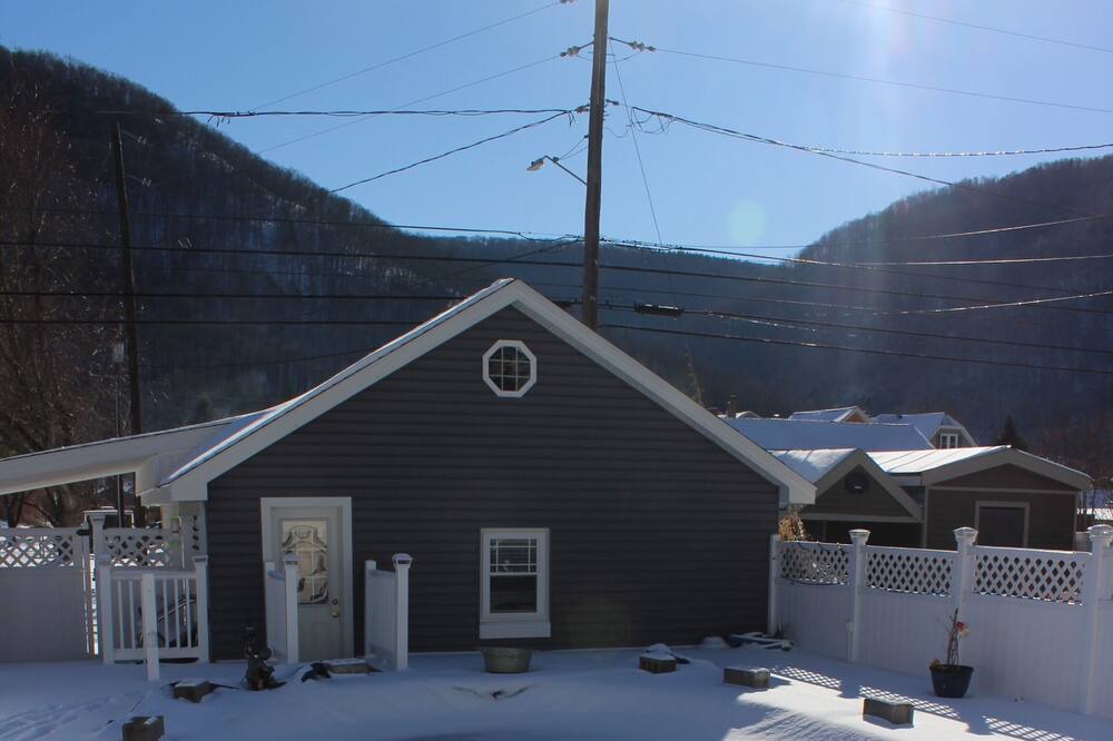Photo of Others in Renovo
