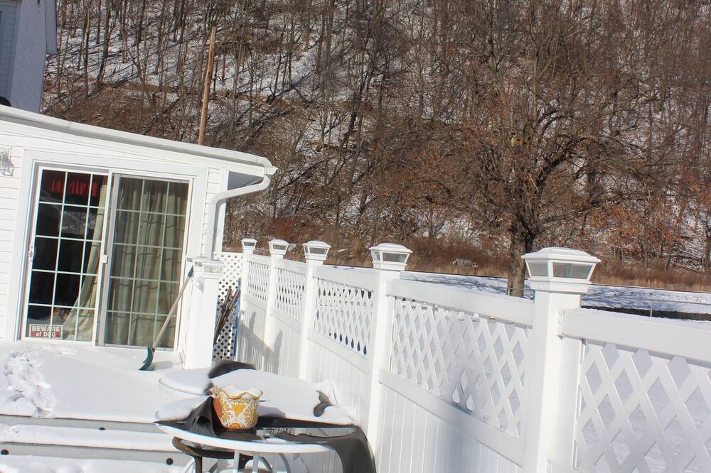 Photo of Patio Balcony in Renovo