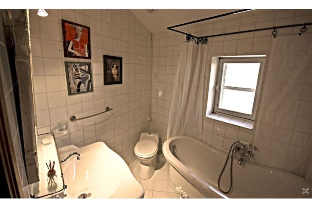 Photo of Bathroom in Aragon