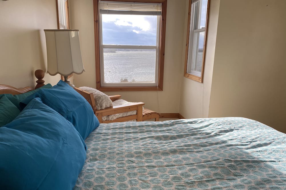 Photo of Bedroom in Halifax County
