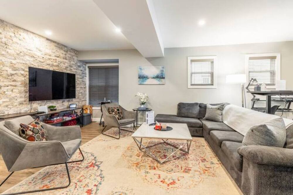Photo of Livingroom in Windsor