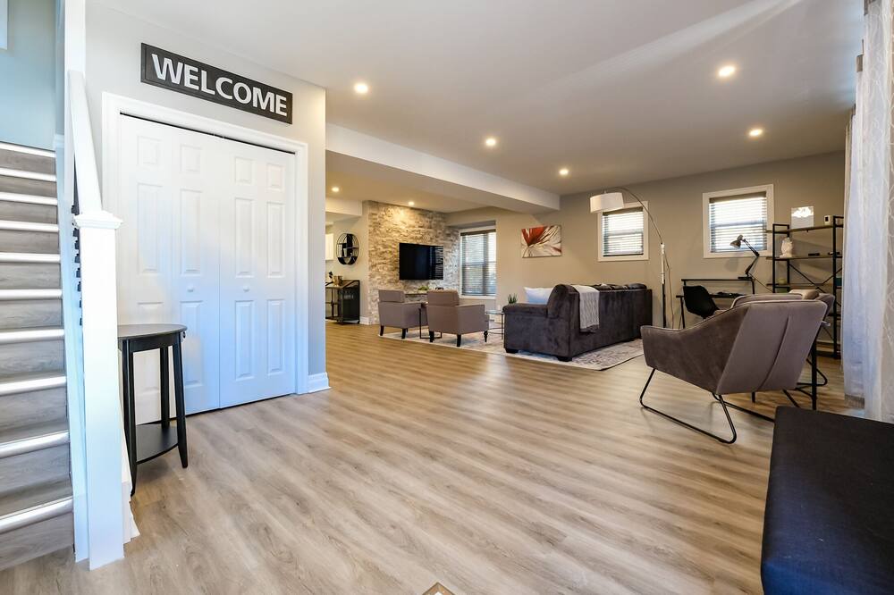 Photo of Livingroom in Windsor