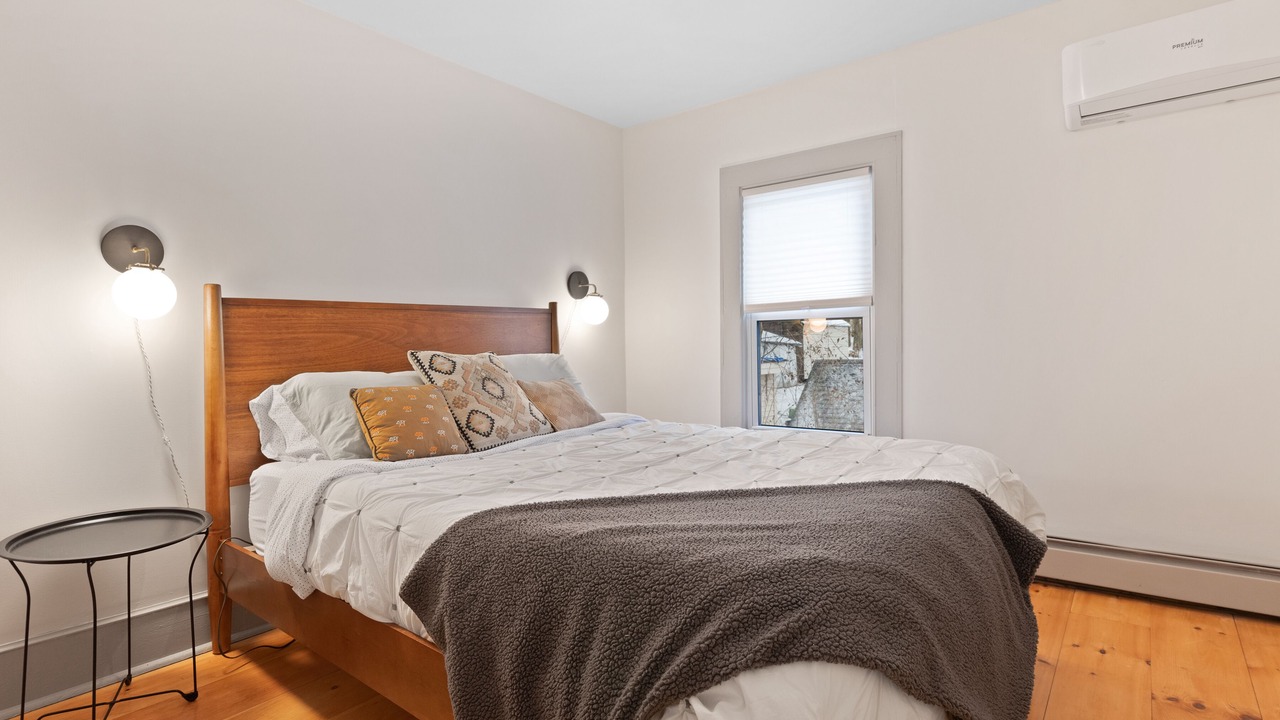 Photo of Others in Allaben