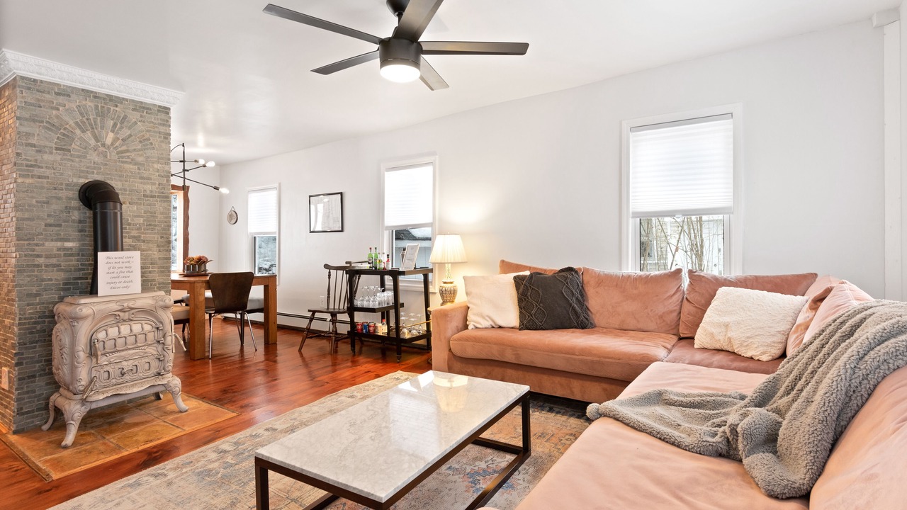 Photo of Others in Allaben