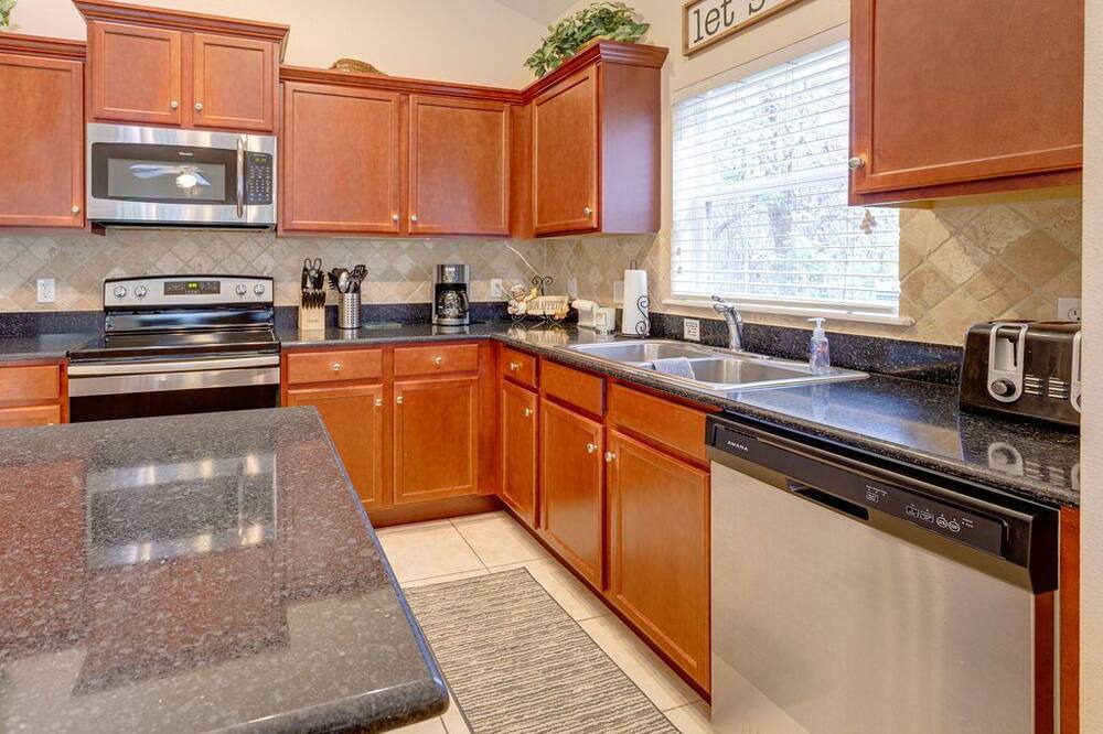 Photo of Kitchen in Sandy Ridge