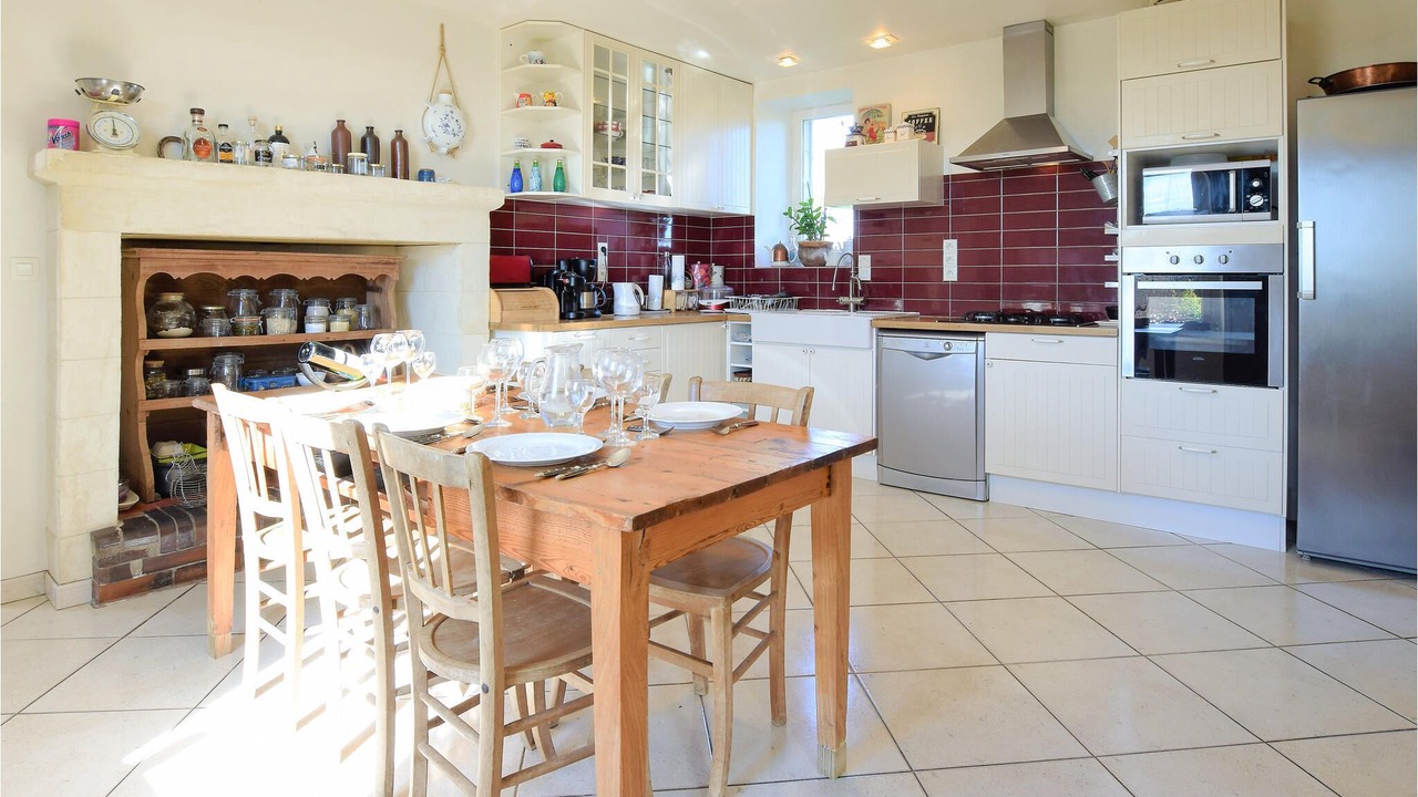 Photo of Kitchen in Conde-sur-Seulles