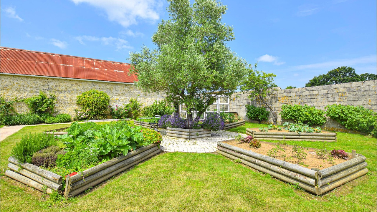 Photo of Outdoor in Conde-sur-Seulles