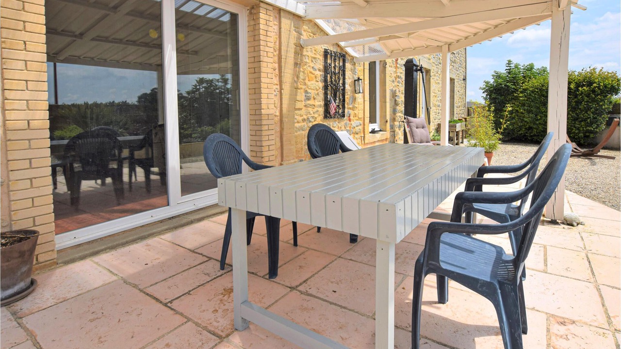 Photo of Outdoor in Conde-sur-Seulles
