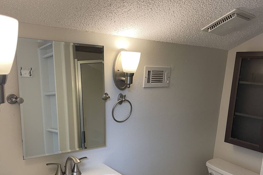 Photo of Bathroom in Cape Royale
