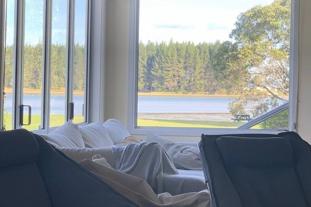 Photo of Bedroom in Whananaki