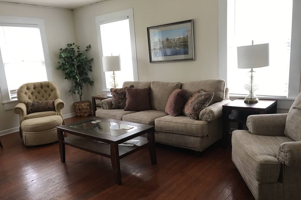 Photo of Bedroom in Natchitoches