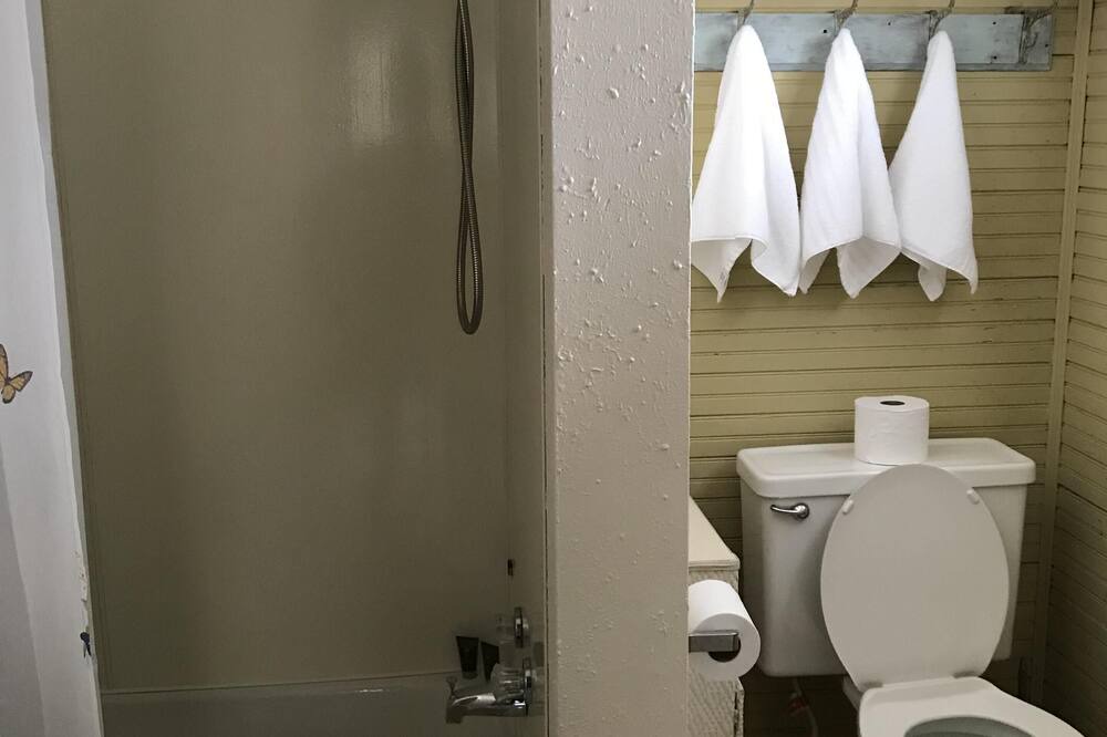 Photo of Bathroom in Natchitoches