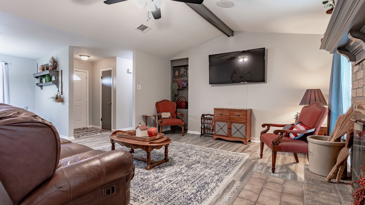 Photo of Livingroom in Waco