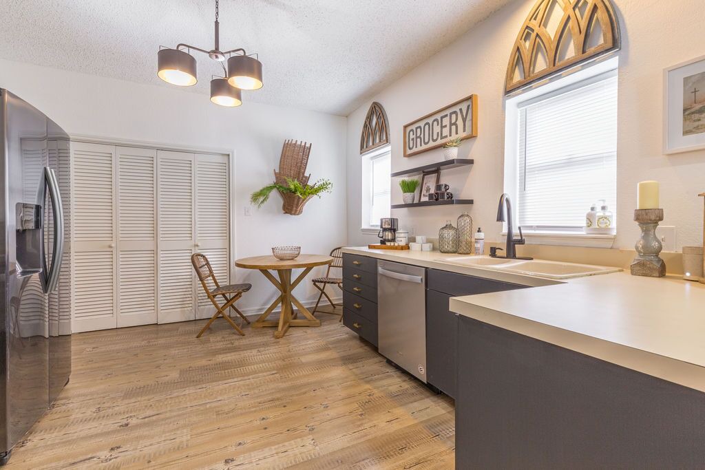 Photo of Kitchen in Sayles Blvd. Area