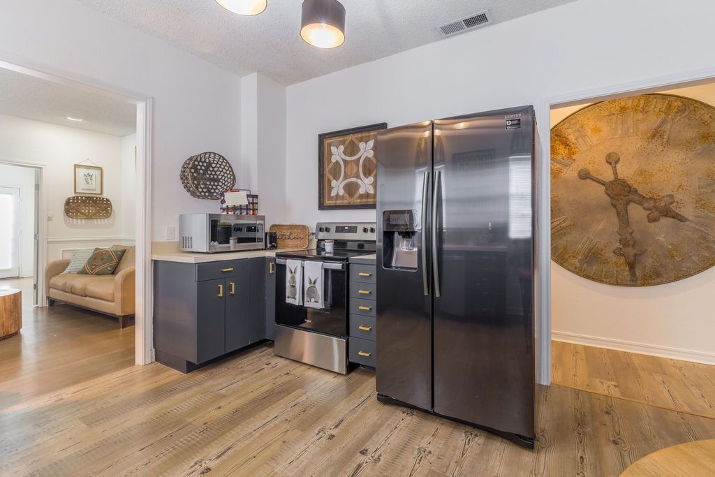 Photo of Kitchen in Sayles Blvd. Area