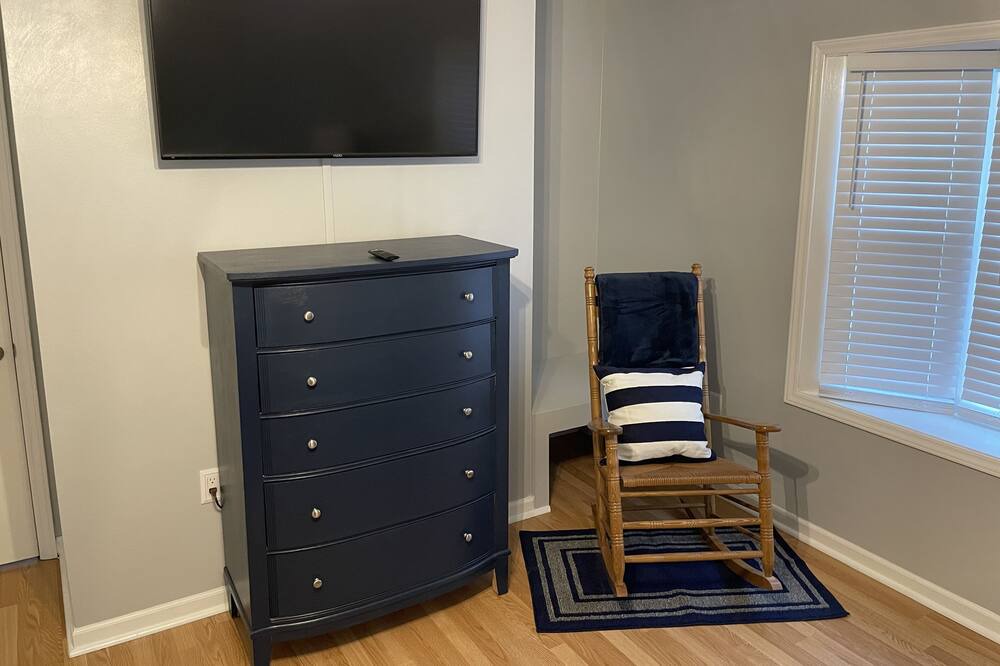 Photo of Bedroom in Salem