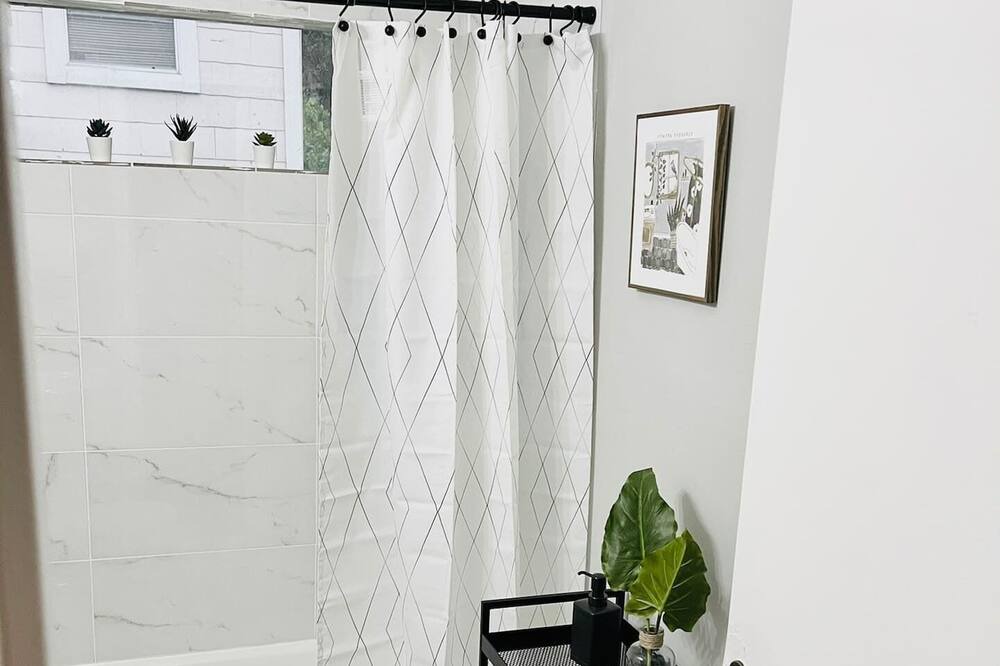 Photo of Bathroom in Northside