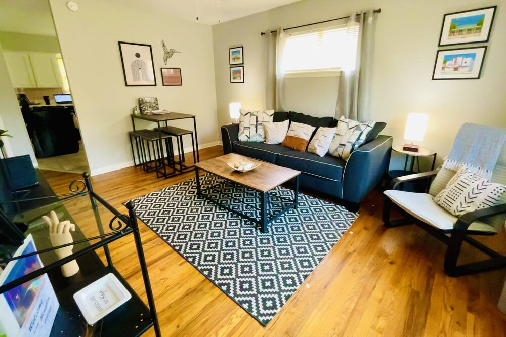 Photo of Bedroom in Northside