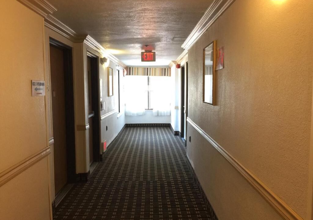 Photo of Others in Pleasant Hill