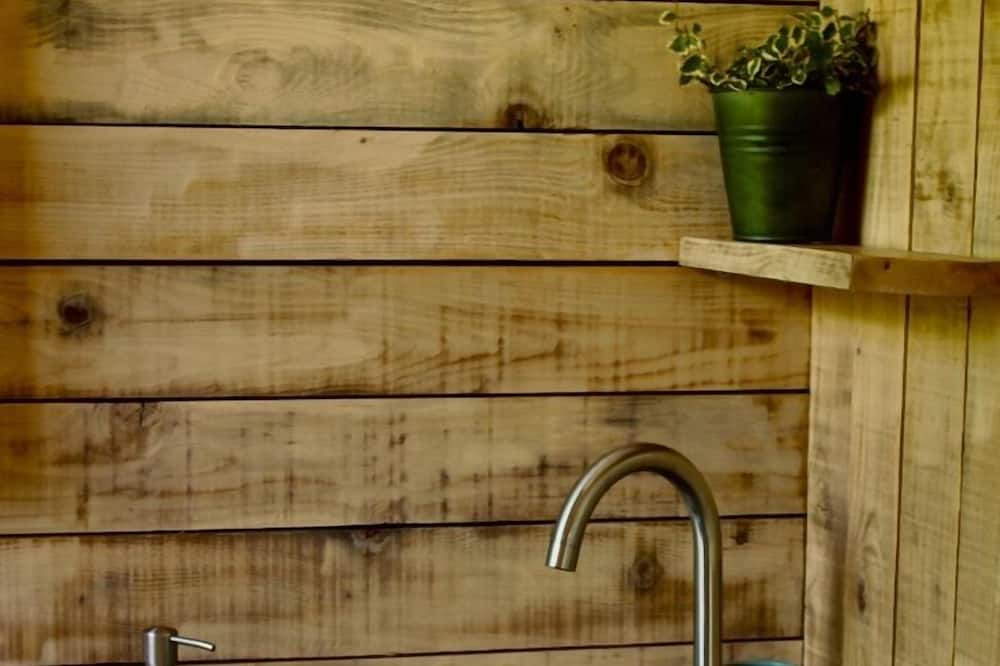 Photo of Bathroom in La Roche-des-Arnauds