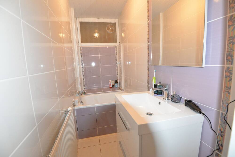 Photo of Bathroom in Les Mazures
