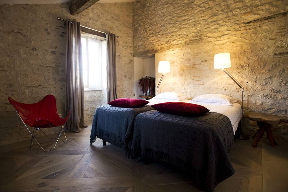 Photo of Bedroom in Sauveterre