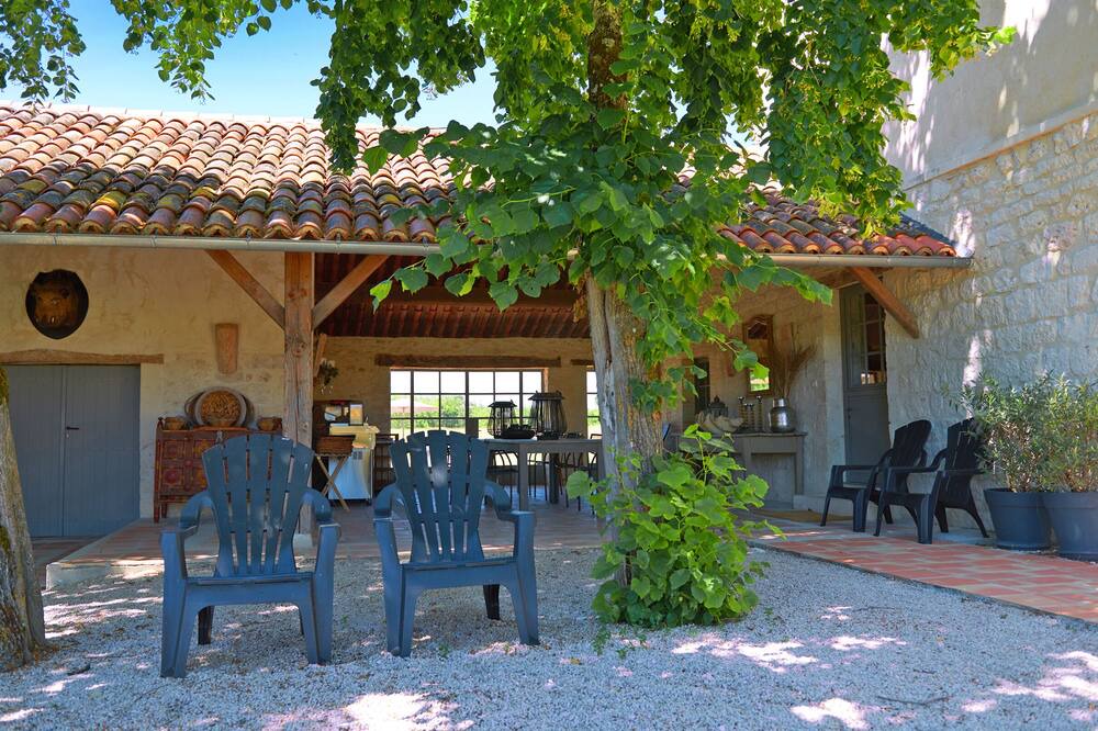 Photo of Outdoor in Sauveterre