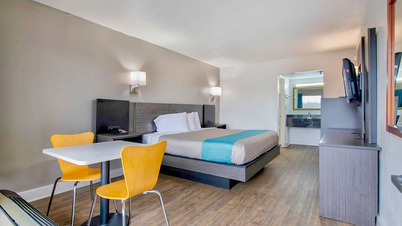 Photo of Others in Byron