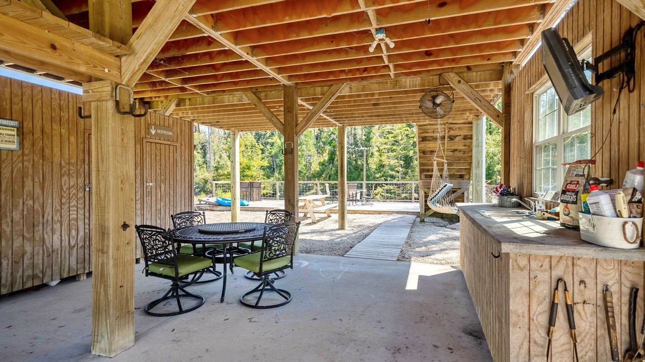 Photo of Outdoor in Clarksville