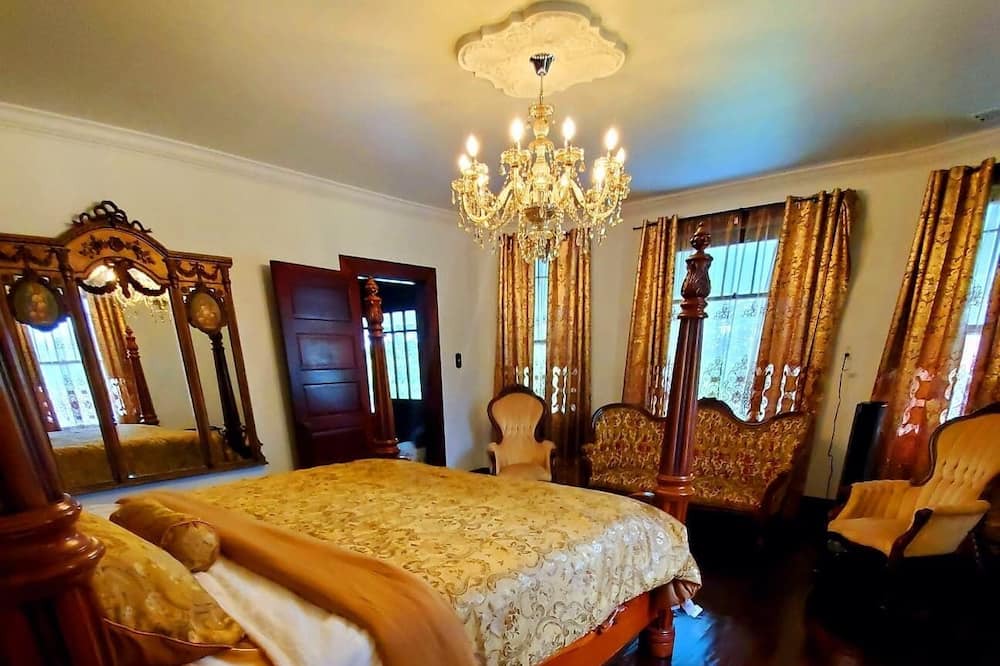 Photo of Bedroom in Mc Dougal