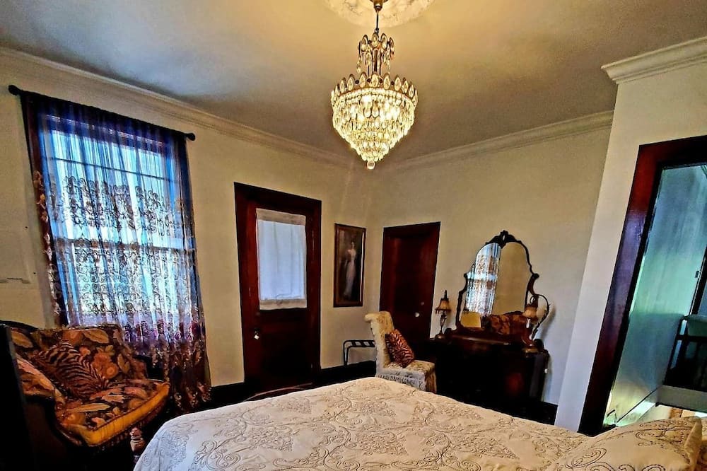 Photo of Bedroom in Mc Dougal