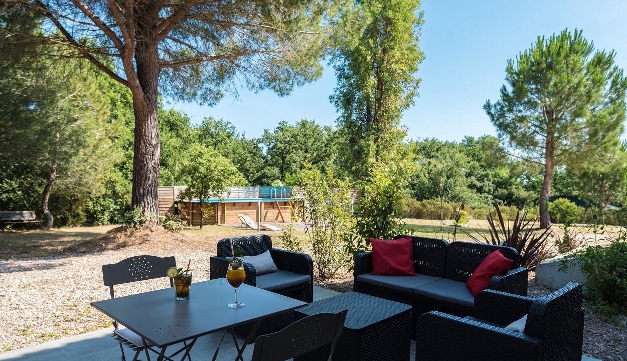 Photo of Outdoor in Saint-Genis