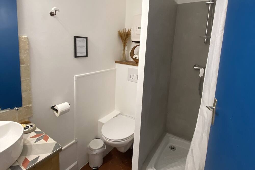Photo of Bathroom in Niozelles